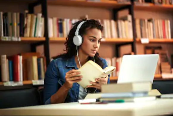 Lỗi sai khi luyện nghe IELTS - Bẫy trong IELTS Listening nhiều người mắc