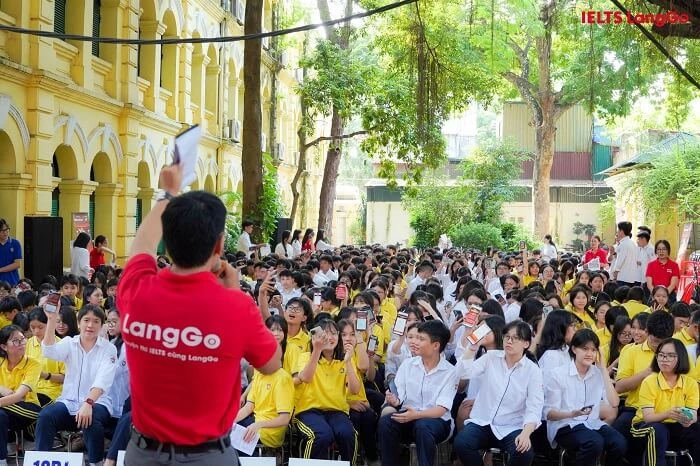 Học sinh THPT Việt Đức tham gia vòng Sơ loại Unlock The IELTS 2025