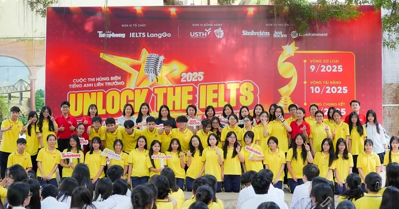 Học sinh THPT Việt Đức "bùng nổ" khí thế tại vòng Sơ loại Unlock The IELTS