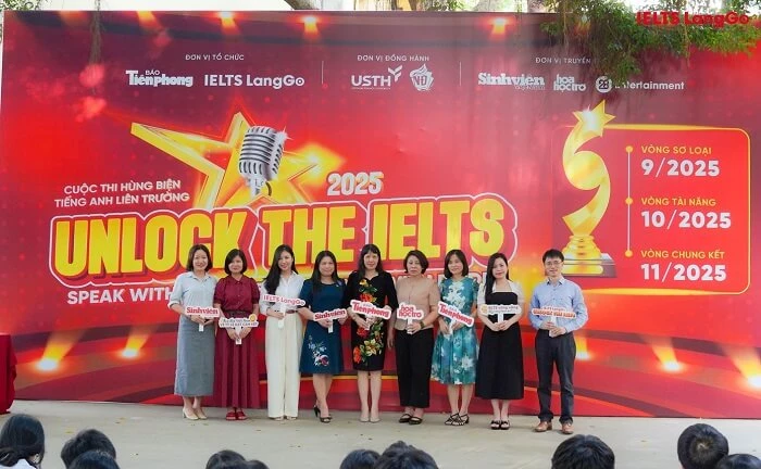 IELTS LangGo xin trân trọng cảm ơn Ban Giám hiệu Trường THPT Việt Đức