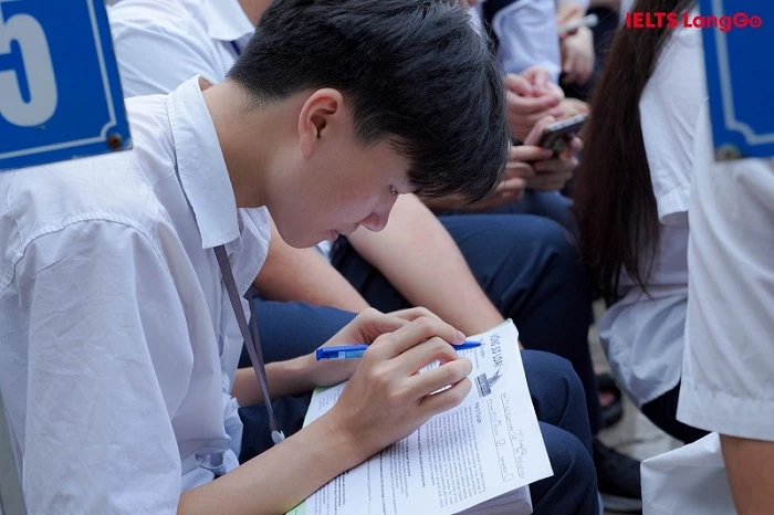 Học sinh THPT Khương Đình tham gia vòng Sơ loại Unlock The IELTS 2025