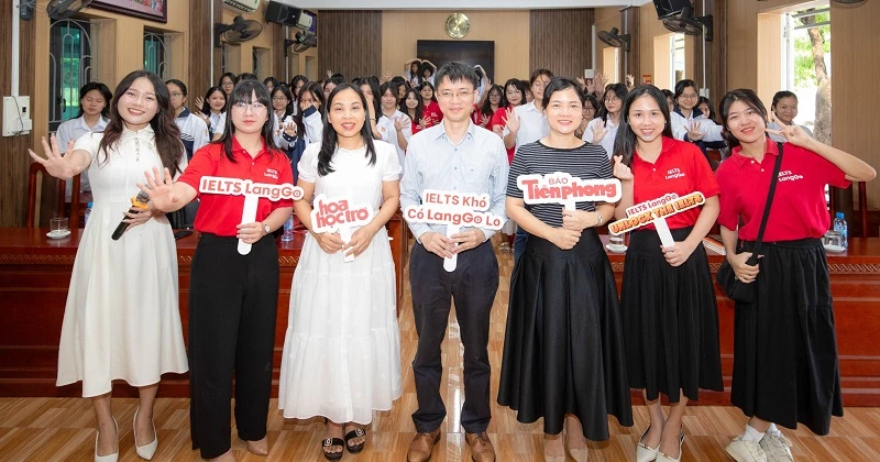 Học sinh THPT Hồng Quang khép lại vòng Sơ loại Unlock The IELTS 2025