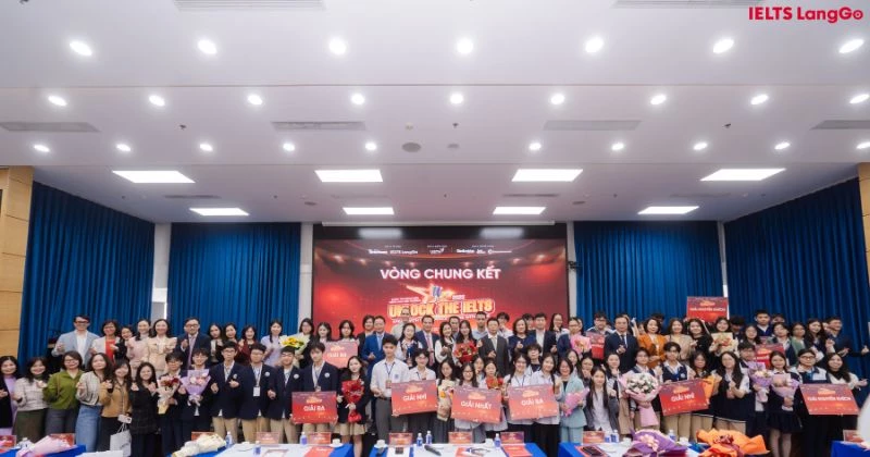 Chung kết Unlock The IELTS 2025 chứng kiến những màn hùng biện đỉnh cao