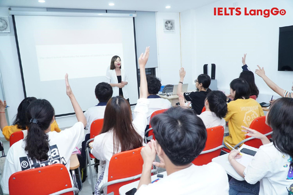 Lớp luyện thi IELTS tại trung tâm IELTS LangGo